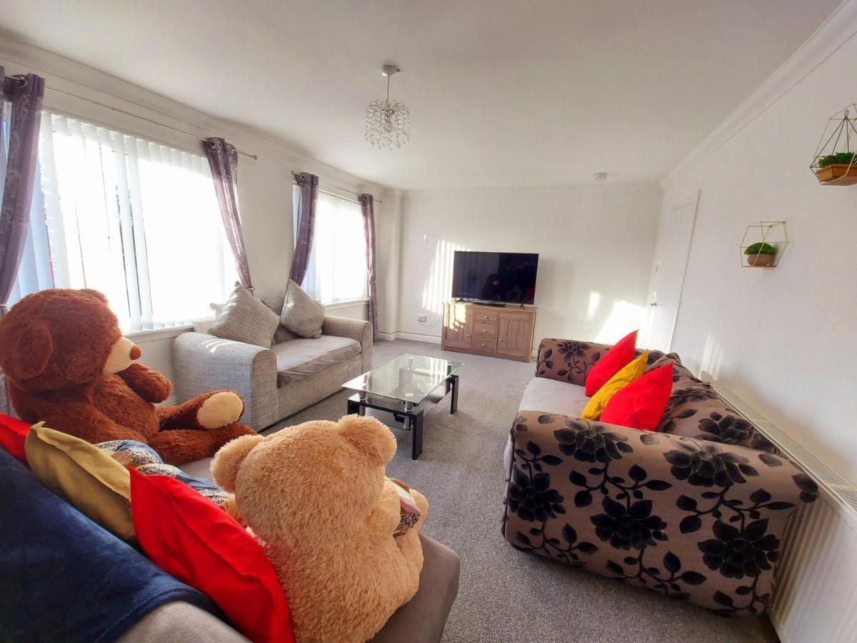 Teddy Bears' 3-Bedroom Maisonette Солткоутс Екстериор снимка